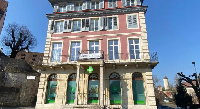 The 5 Continents - All 3 floors by Stay Swiss, Забронировать Отель Бизнес-отели Поррантрюи, 4* 5*