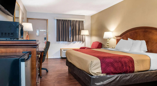 Econo Lodge Holland, Varaa Hotelli Holland Ohio