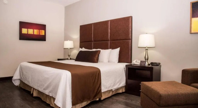 Номер Standard Best Western PLUS Monterrey Airport