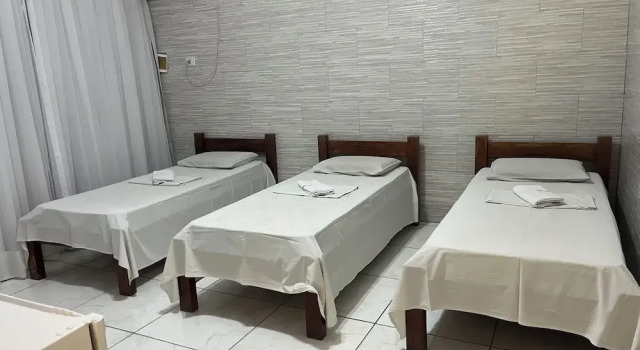 Трёхместный номер Standard River Class Hotel