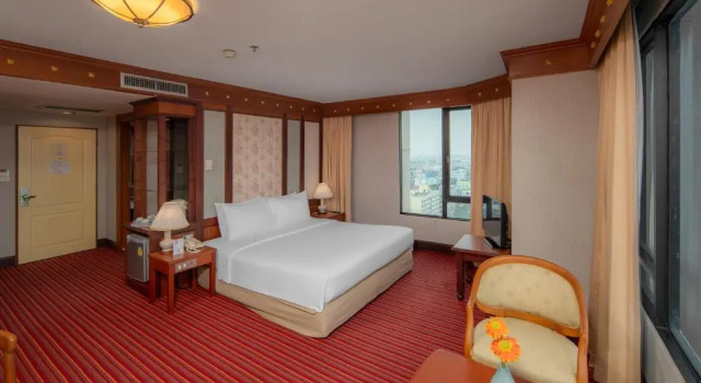 Номер Standard Alexander Hotel