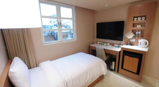 Трёхместный номер Standard Kindness Hotel - Chihkan Tower Branch