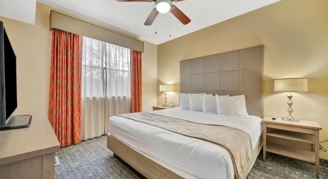 Коттедж Free Breakfast Parking 2B Disney Resort Condo