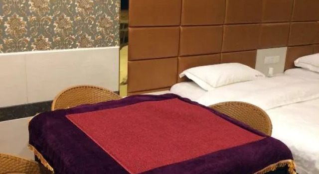 Xiangtan Tianlun Business Hotel, Rezerwuj Hotel Hotele w centrum Xiangtan County, hotele w centrum Xiangtan County