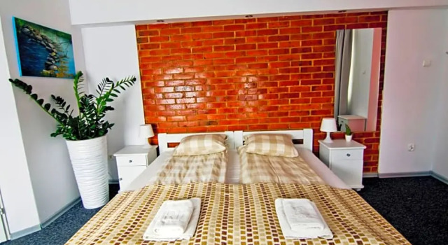 RJ Hotel