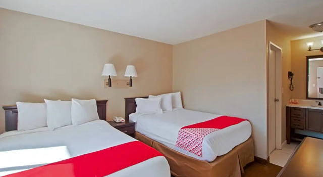 Люкс FairBridge Inn & Suites, Richmond Hill