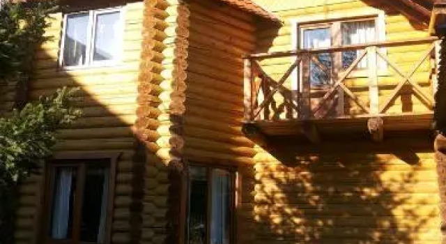 Sadyba V Gostyah u Gotsula, Prenota Hotel Hotel a Ivano-Frankovsk con parcheggio, Parcheggio
