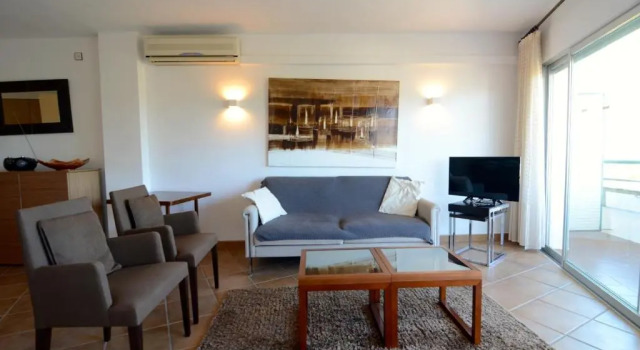 Medes Park I 4-5