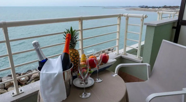 Двухместный номер Standard с балконом и с видом на море Hotel Marea