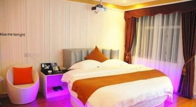 Yulongting Cinema Hotel, Rezervasyon Otel Guangdong otoparklı oteller, Otopark