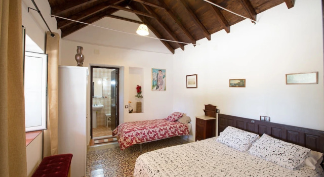 Cerros Bravo de Donana, Book Hotel Aznalcazar Huelva