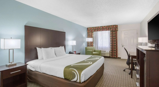 Quality Inn Clute Freeport, Buchen Sie Hotel Freeport 
