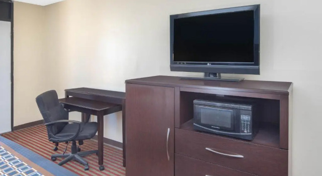 Номер Standard Travelodge by Wyndham Savannah Area/Richmond Hill