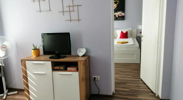 Violet House, Varaa Hotelli Turda 