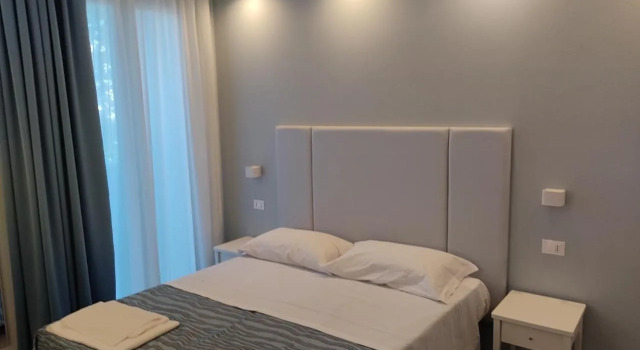 Hotel Caravel Park, Забронировать Отель Маребелло Римини