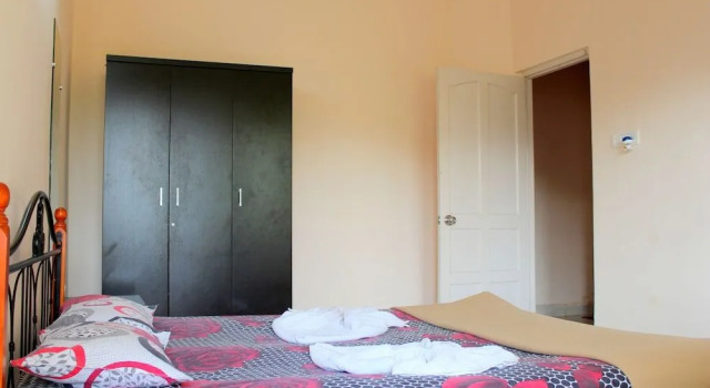 Calangute Beauty 2bhk Apartment, Varaa Huoneisto Candolim Pohjois-Goa