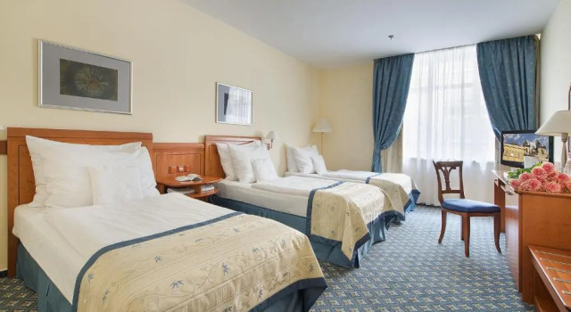 Трёхместный номер Ramada Prague City Centre