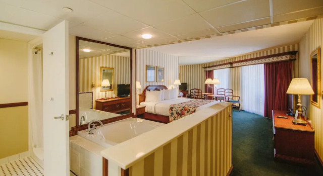 Двухместный номер Standard с балконом Bayshore Resort
