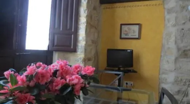 Apartamentos La Casona de El Losal, Book Hotel Hoteller i Úbeda med parkering, Parkering