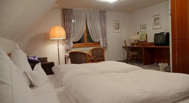 Hotel Restaurant Landhaus Köhle, Reserva ahora Hotel Hoteles en Baden-Wurtemberg con aparcamiento, Aparcamiento