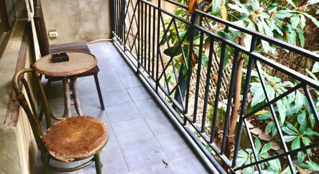Двухместный номер Standard с балконом Artists Residence in Tbilisi