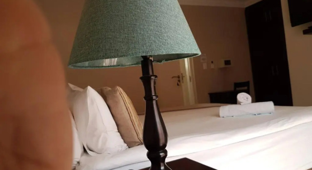 Fairview Bed And Breakfast - Double Bedroom 2