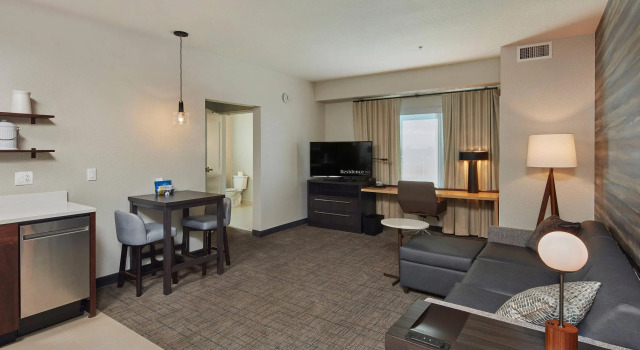 Двухместный люкс c 1 комнатой Residence Inn Sacramento Davis