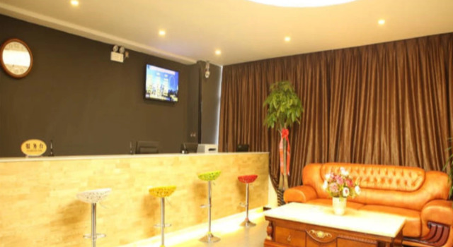 7 Days Premium Shihezi Youxie Plaza Jun Ken Museum, Rezervasyon Otel Shihezi Xinjiang