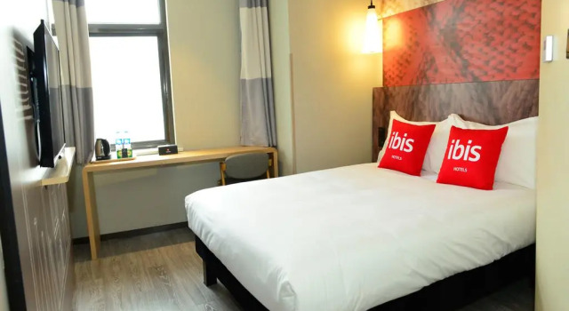 Ibis Beijing Guanzhuang Changying Middle Road Hotel, Buchen Sie Hotel Chaoyang Peking