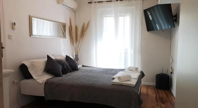 Студия Apartments Spiro