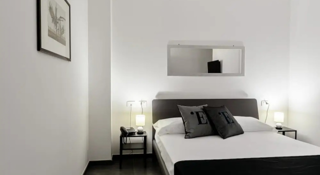 Двухместный номер Standard LEssenza Hotel