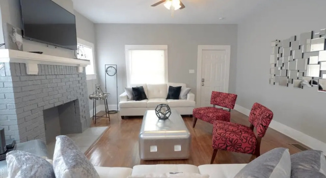 Dreamy Homes at San Antone 4 Apts, Sleeps 19!