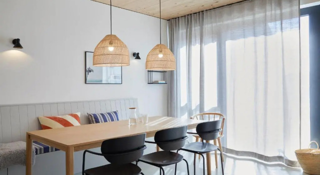De ole School in Hohwacht - Großzügige Ferienwohnung Nr 28 im modernen Scandi-Stil an der Ostsee, Забронировать Отель Ховахт Ploen, рядом с Залив Ховахт
