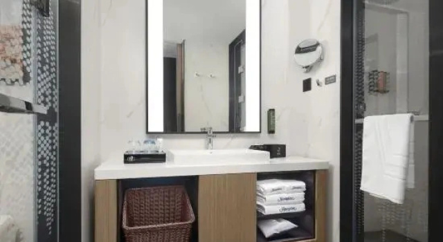 Номер Business Qingdao May Fourth Square Olympic Sailing Center Hampton by Hilton Hotel