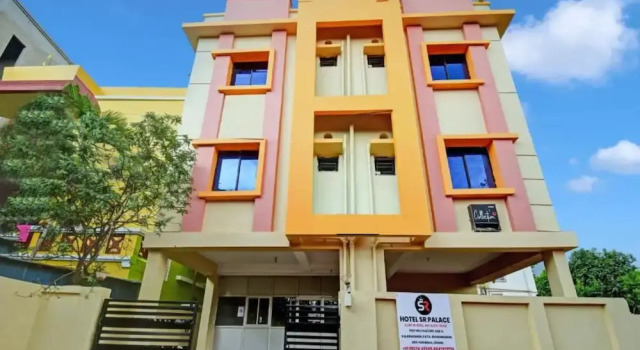 Hotel O SR PALACE, Prenota Hotel Hotel a Orissa con parcheggio, Parcheggio