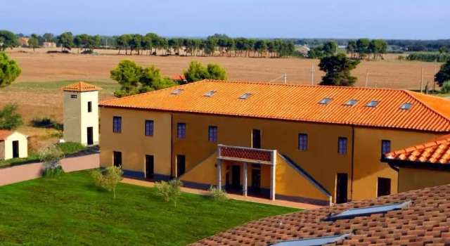 Stylish apartment with AC and terrace near the Tuscan coast, Забронировать Апартаменты/квартира Отели Пьомбино с бассейном, Бассейн