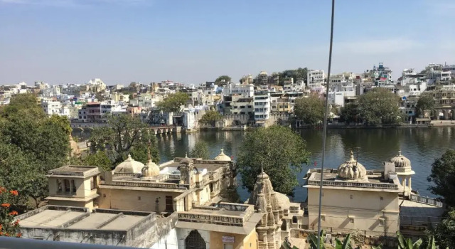 Номер Deluxe с балконом и с видом на озеро Storica Stays Panorama Haveli Udaipur