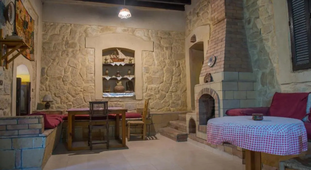 Zad Elmosafer Guest House