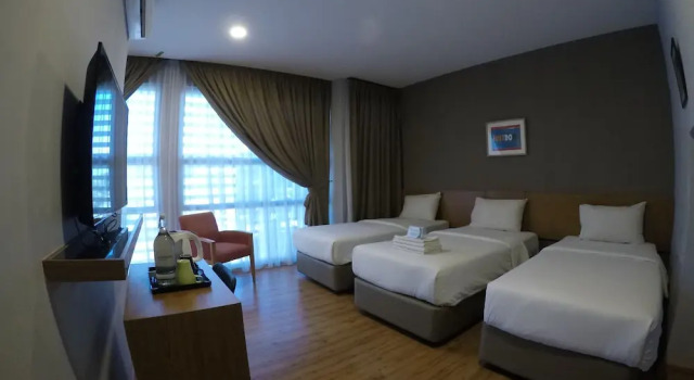 Трёхместный номер Deluxe Hotel Ariana Iskandar