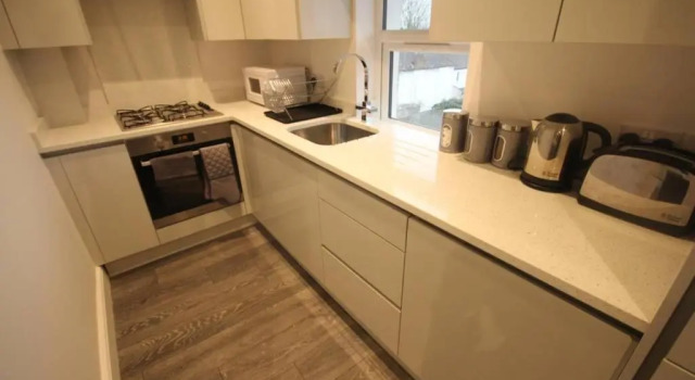 Great West Road Apartments [ Flat D ], Book Lejlighed London London og omegn