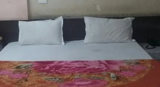 Hotel Jay Balaji, Забронировать Отель Отели Ахмадабад 4 звезды, 4*