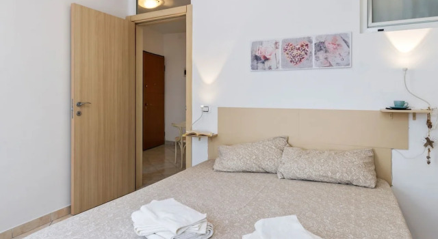 Traditional Holiday Home in Sanremo With Garden, Забронировать Отель Сан-Ремо Ривьера-дей-Фьори, рядом с Bresca Square