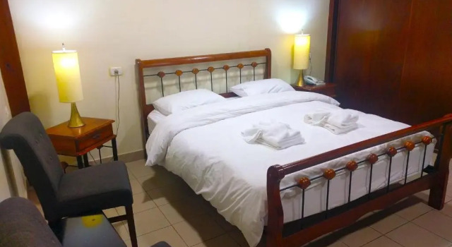 Апартаменты St. George’s Cathedral Pilgrim Guesthouse   Jerusalem