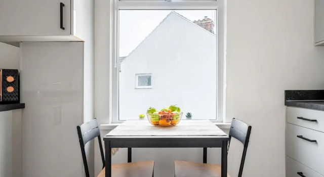 96 Caerleon Road Apartment C