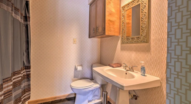 Апартаменты Wimberley Retreat w/ Grill < 2 Mi to Jacob's Well!