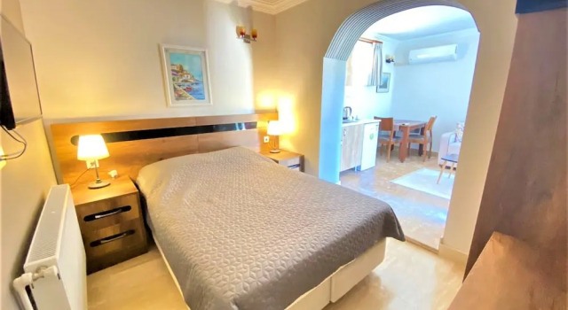 Güney Urla Suites, Забронировать Отель «постель и завтрак» Отели Урла с парковкой, Парковка