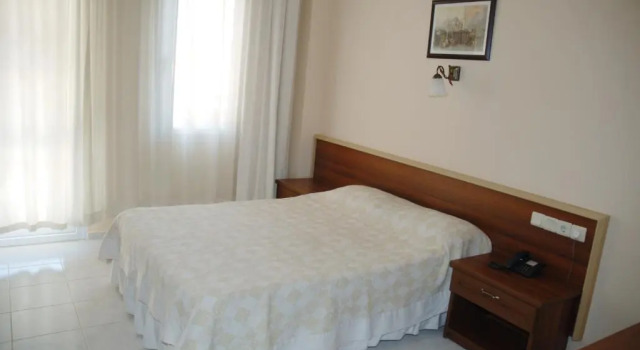 Одноместный номер Standard The Tower Hotel