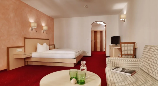 Двухместный номер Comfort c 1 комнатой Posthotel Strengen am Arlberg