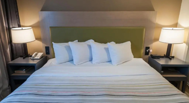 Номер Standard Country Inn & Suites by Radisson, Milwaukee Airport, WI