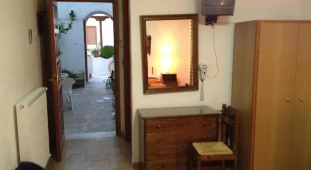 Pantazis Studios, Rezervovat Hotel Hotely v Saronic Islands s parkováním, Parkování